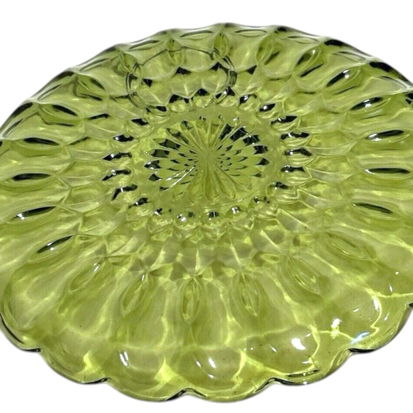 Vintage Anchor Hocking Fairfield Avocado Green 10in Plate With Cup Indent - Picture 3 of 4